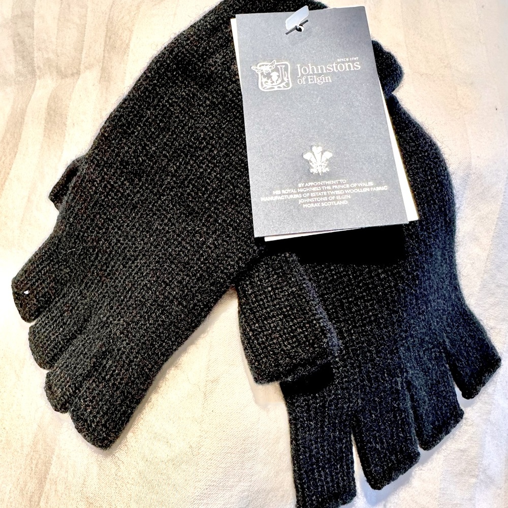 NWT Scottish Cashmere Fingerless Gloves